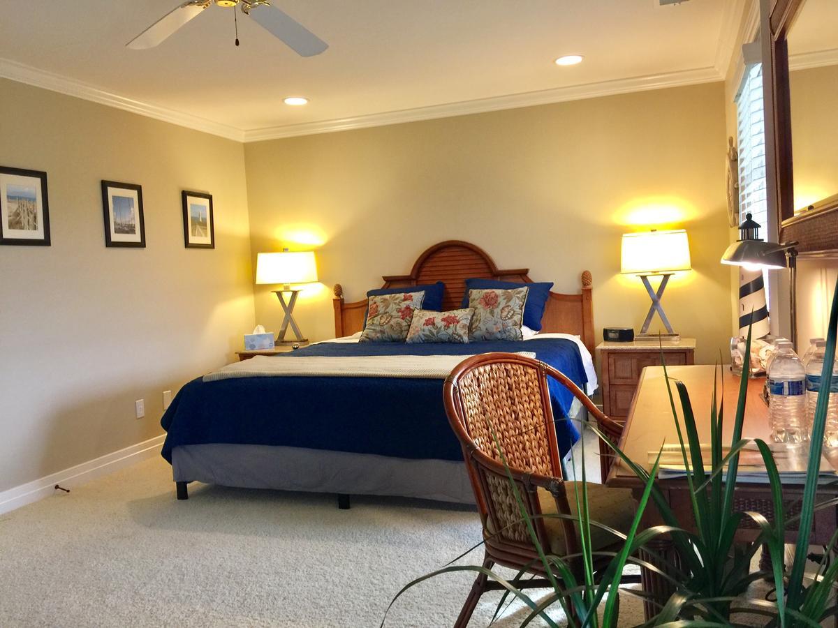 Midway The B & B At Queenslake المظهر الخارجي الصورة